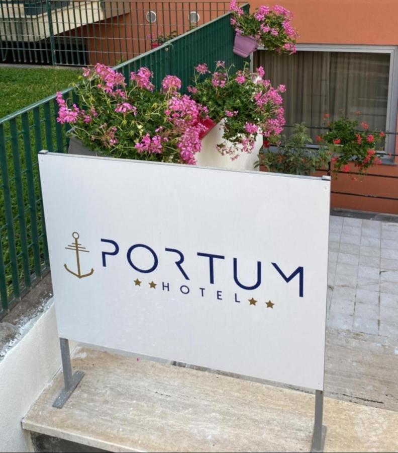 Hotel Portum Giardini Naxos Eksteriør billede